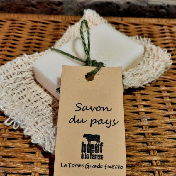 Savon détachant *du pays